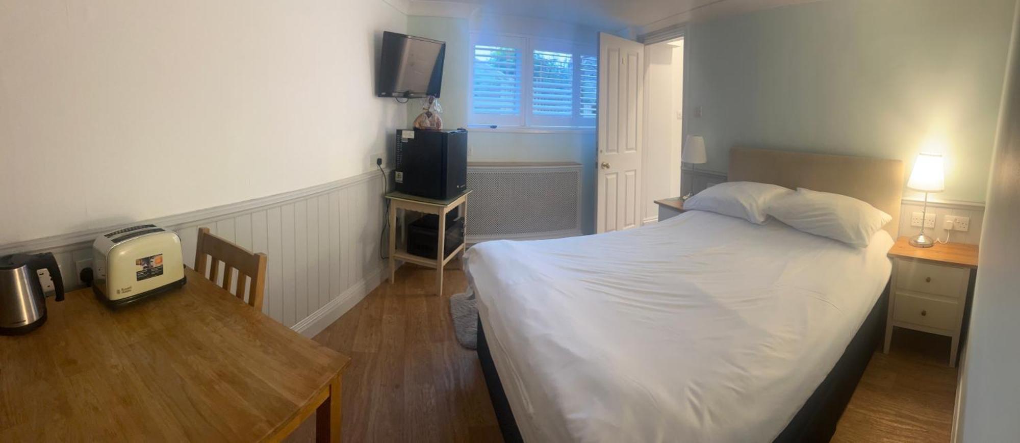 Addison B&B Guildford Exteriör bild